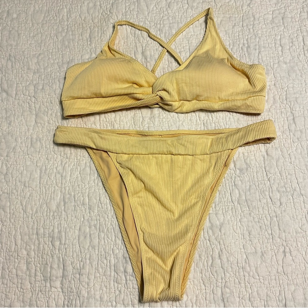 NEW Zaful Forever Young Ivory Bikini Size XL Cheeky Sexy Textured Runs Small